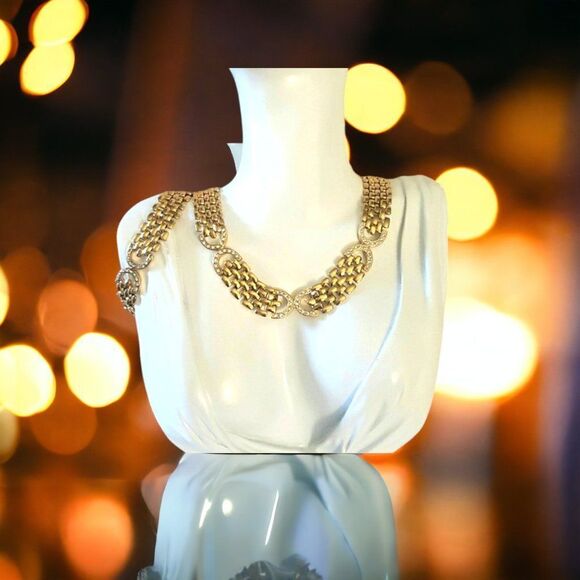 Gold Tone Necklace & Bracelet - Picture 1 of 3